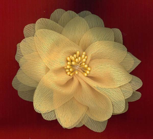 FLOWER BROOCH - YELLOW