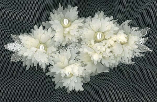 3D BEADED MOTIF (SOLD SINGULARLY) - IVORY