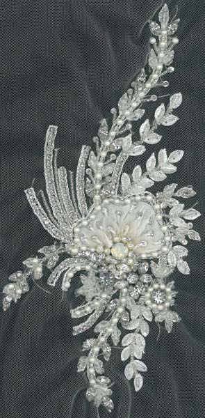 3D CRYSTAL BEADED MOTIF (SOLD SINGULARLY) - IV